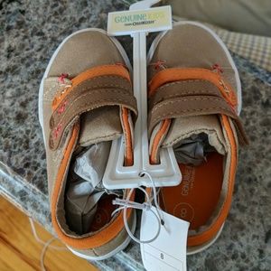 Oshkosh shoes